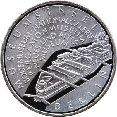 10 Euro 2002 Museumsinsel #2472 (600x601)