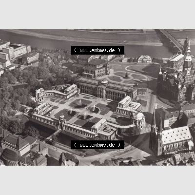 Ansichtskarte DDR Bezirk Dresden, Kreis Dresden, Stadt Dresden: Zwinger und Theaterplatz (1) Sammlung