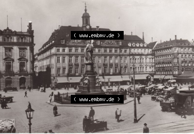 Ansichtskarte DDR Bezirk Dresden, Kreis Dresden, Stadt Dresden: Altmarkt mit Altem Rathaus, Löwen-Apotheke (1) Sammlung