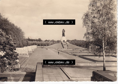 Ansichtskarte DDR Bezirk Berlin, Stadt Berlin: Berlin-Treptow, Sowjetisches Ehrenmal (1) Sammlung