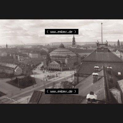 Ansichtskarte DDR Bezirk Dresden, Kreis Dresden, Stadt Dresden: Blick zum Carolaplatz mit Zirkusgebäude (1) Sammlung