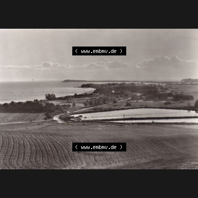 Ansichtskarte DDR Bezirk Rostock, Kreis Rügen, Ostseebad Göhren: Blick nach Mönchgut. Ansichtskarte bzw. Postkarte aus DDR-Zeiten der Deutschen Demokratischen... Sammlung