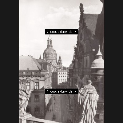 Ansichtskarte DDR Bezirk Dresden, Kreis Dresden, Stadt Dresden: Blick durch Augustusstraße (1) Sammlung