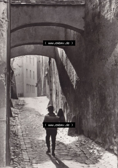 Ansichtskarte DDR Bezirk Dresden, Kreis Bautzen, Stadt Bautzen: In s/w Schwarzweiß Postkarte Alte Gasse in Bautzen (1) Sammlung