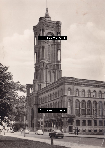 Ansichtskarte DDR Bezirk Berlin, Stadt Berlin: In s/w Schwarzweiß Postkarte Rathaus in Berlin (1) Sammlung