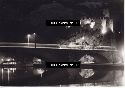 Ansichtskarte DDR Bezirk Halle, Stadtkreis Halle? Unbekannt: In s/w Schwarzweiß 1984, Burg Giebichenstein, Nachts (1) Sammlung