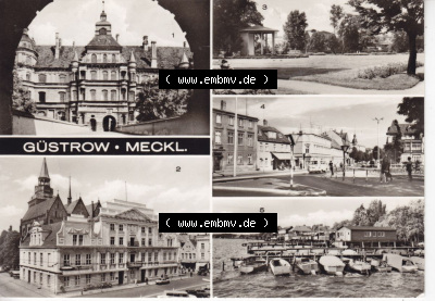 Ansichtskarte Bezirk Bezirk Schwerin, Kreis Güstrow, Stadt-Güstrow 1977, Schloss, Rathaus, Rosengarten, Eisenbahnstraße, Bootshäuser... Sammlung