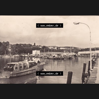 Ansichtskarte DDR Bezirk Rostock, Kreis Rügen, Stadt Sassnitz 1965, Ostseestadt Saßnitz, Fischereihafen. Ansichtskarte bzw. Postkarte aus DDR-Zeiten der... Sammlung
