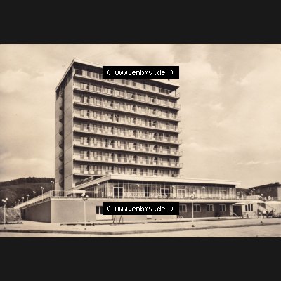 Ansichtskarte DDR Bezirk Rostock, Kreis Rügen, Stadt Sassnitz Rügen-Hotel, Staden Sassnitz. Ansichtskarte bzw. Postkarte aus DDR-Zeiten der Deutschen Demokratischen... Sammlung