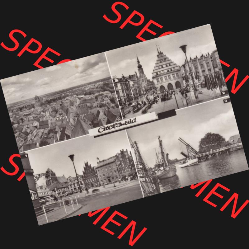 Ansichtskarte DDR Bezirk Rostock, Kreis Greifswald unsortiert Platz der Freundschaft mit Rathaus, Hafen. Ansichtskarte bzw. Postkarte in schwarzweiß - s/w aus DDR-Zeiten... Sammlung