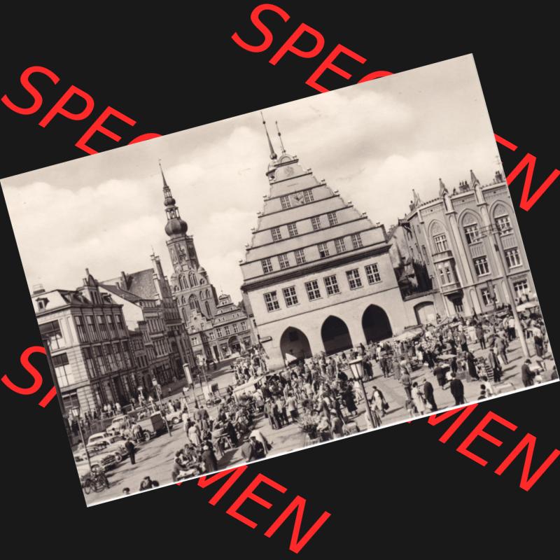 Ansichtskarte DDR Bezirk Rostock, Kreis Greifswald unsortiert Rathaus und St. Nikolaikirche. Ansichtskarte bzw. Postkarte in schwarzweiß - s/w aus DDR-Zeiten der Deutschen... Sammlung