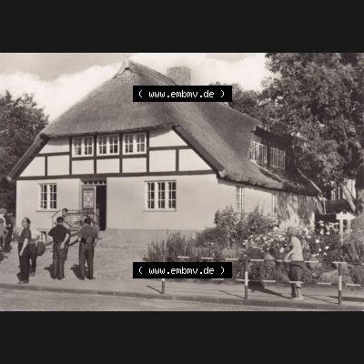 Ansichtskarte DDR Bezirk Rostock, Kreis Rügen, Ostseebad Göhren: 1971, Heimatstube Mönchgut. Ansichtskarte bzw. Postkarte aus DDR-Zeiten der Deutschen... Sammlung