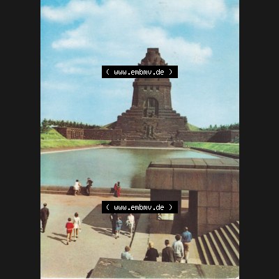 Ansichtskarten DDR Bezirk Leipzig, Leipzig Stadt in Farbe, 1974, Völkerschlacht-Denkmal, gelaufen Stempel von 1974, mit 10 Pfennig Briefmarke. Ansichtskarte bzw.... Sammlung