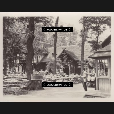 Fotos DDR Bezirk Cottbus, Kreis Lübben, Spreewald 1959, Foto-Mappe mit 10 Echte Fotos vom Spreewald 1959 Spreewaldhof Wotschofska. Fotos DDR Bezirk Cottbus, Kreis Lübben,... Sammlung