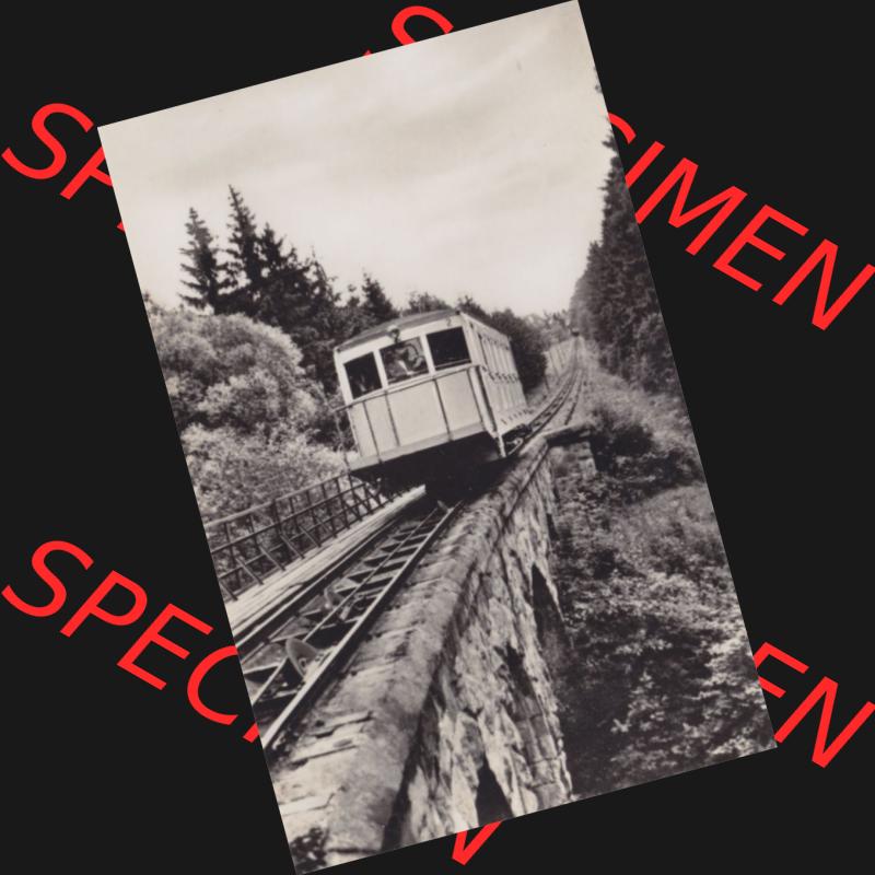 DDR Bezirk Karl-Marx-Stadt, Kreis Flöha, Stadt Augustusburg, VEB Verlag Bildpostkarten 901 Karl-Marx-Stadt, Augustusburg im Erzgebirge Drahtseilbahn, Foto im Hochformat.... Sammlung
