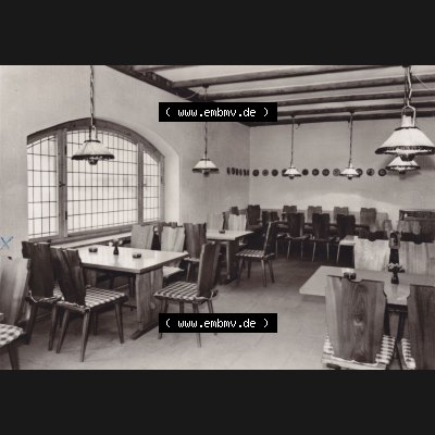 Alte Ansichtskarte DDR Bezirk Rostock, Kreis Rügen (Insel Rügen), Stadt Bergen - Rugard HO-Gaststätte 1972, Bauernstube in der HO-Rugard Gaststätte Bergen... Sammlung