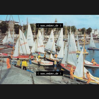 Ansichtskarten DDR Bezirk Rostock, Stadtkreis Rostock, Hansestadt Rostock-Warnemünde 1984, Am Alten Strom. DDR Bezirk Rostock, Stadtkreis Rostock, Hansestadt Rostock,... Sammlung
