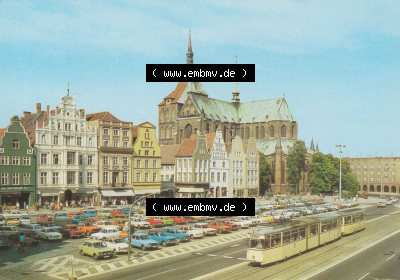 Hansestadt Rostock 1984, Thälmannplatz mit Marienkirche. Alte Ansicht in der DDR Bezirk Rostock Sammlung