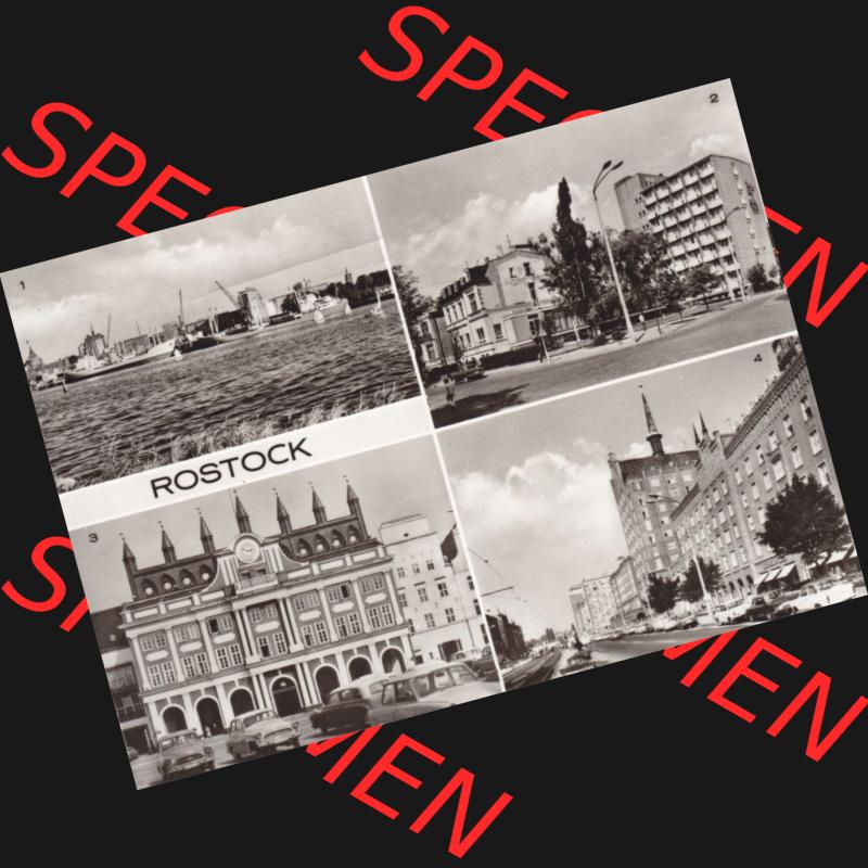 Ansichtskarte DDR Bezirk Rostock, Stadtkreis Rostock, Hansestadt Rostock Ansicht 1977, Blick zum alten Hafen, Bahnhofshotel, Rathaus, Lange Straße. Alte... Sammlung