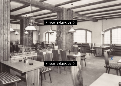 Alte Ansichtskarte DDR Bezirk Rostock, Kreis Rügen (Insel Rügen), Stadt Bergen - Rugard HO-Gaststätte 1974, Bauernstube in... Sammlung