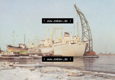 Alte Ansichtskarte mit Ansichten der DDR Bezirk Rostock, Stadtkreis Rostock, Hansestadt Rostock Schmarl, Am Traditionsschiff im... Sammlung