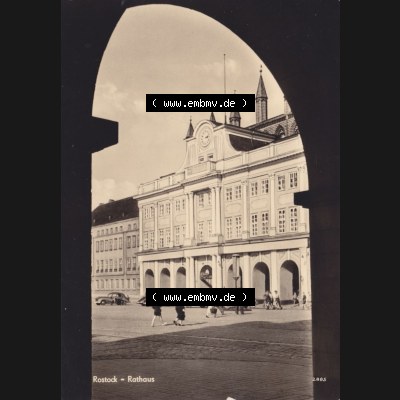 Ansichtskarte DDR Bezirk Rostock, Stadtkreis Rostock, Hansestadt Rostock Ansicht 1962, Rostocker Rathaus, Einbildkarte in Schwarzweiß. Alte Ansicht in der DDR Bezirk... Sammlung