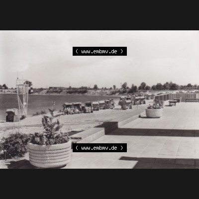 Foto DDR Bezirk Cottbus, Kreis Niederlausitz, Senftenberger See 1982, Umschlag Erholungsgebiet Senftenberger See. Alte Fotos DDR Bezirk Cottbus, Kreis Niederlausitz,... Sammlung