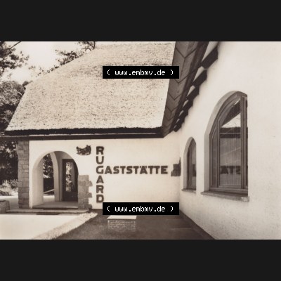 Alte Ansichtskarte DDR Bezirk Rostock, Kreis Rügen (Insel Rügen), Stadt Bergen - Rugard HO-Gaststätte 1974, Rugard Gaststätte am Rugardturm in Bergen (1) Sammlung