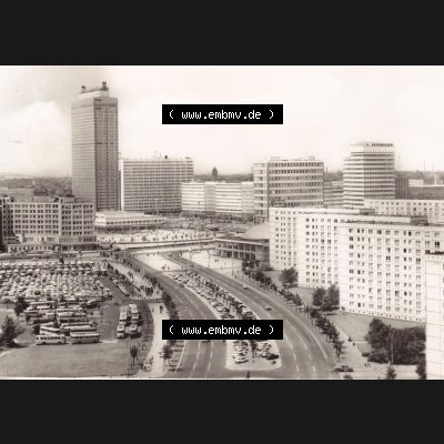 Ansichtskarte DDR Bezirk Berlin, Stadt Berlin in s/w 1973, VEB-Foto-Verlag, 9934 Erlbach I. V., Blick zum Alexanderplatz. Stadtansichten der Stadt Berlin,... Sammlung