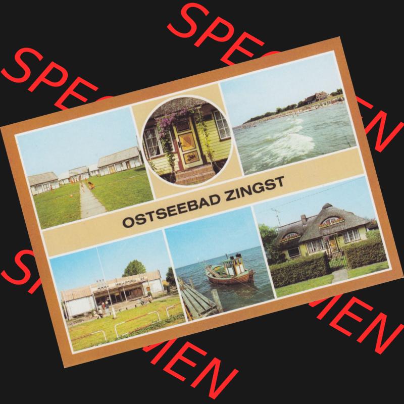 Alte Ansichtskarte DDR Bezirk Rostock, Kreis Ribnitz-Damgarten, Ostseebad Zingst 1984, Bungalowdorf, Am Strand, Kaufhalle, Fischerboot. Alte Ansichtskarte mit... Sammlung
