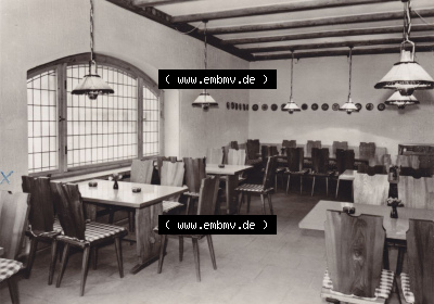 Alte Ansichtskarte DDR Bezirk Rostock, Kreis Rügen (Insel Rügen), Stadt Bergen - Rugard HO-Gaststätte 1972, Bauernstube in... Sammlung
