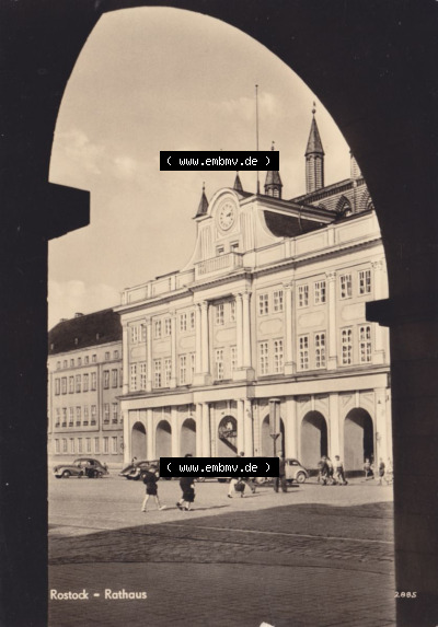 Ansichtskarte DDR Bezirk Rostock, Stadtkreis Rostock, Hansestadt Rostock Ansicht 1962, Rostocker Rathaus, Einbildkarte in Schwarzweiß.... Sammlung