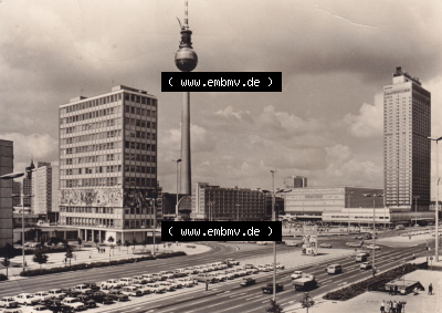Ansichtskarten DDR Bezirk Berlin, Stadt Berlin in schwarzweiß 1973, Alexanderplatz in der Berliner DDR. Stadtansichten der Stadt... Sammlung