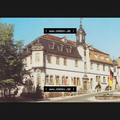 Alte Ansichtskarte DDR Bezirk Suhl, Allgemeine Mappe aus dem Jahr 1989, Ilmenau, Erholungsort, Rathaus. Ansichtskarte bzw. Postkarte aus DDR-Zeiten Bezirk Suhl der... Sammlung