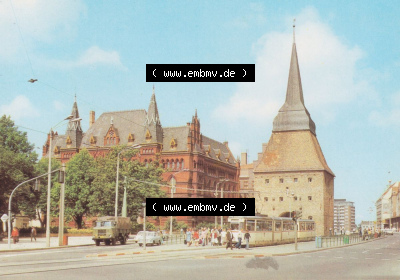 DDR Bezirk Rostock, Stadtkreis Rostock, Hansestadt Rostock 1984, Steintor in Rostock. Alte Ansicht Sammlung