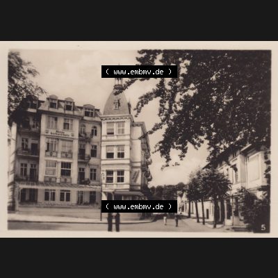 Alte Foto-Ansicht DDR Bezirk Rostock, Kreis Wolgast, Insel Usedom Seebad Heringsdorf 1955, 5. Kultur-, Ecke Seestraße - Gerhard-Opitz-Heim. Altes Foto der DDR... Sammlung