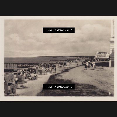 Altes Foto DDR Bezirk Rostock, Kreis Bad Doberan, Ostseebad Heiligendamm, 10 Aufnahmen für den Fotofreund 1953, 5. Strand mit Fritz Reuter-Haus. Alte Foto Ansichten... Sammlung