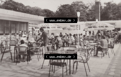 Ostseebad Graal-Müritz 1975, Café-Eis Terrasse an der Broiler-Gaststätte Sammlung
