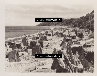 Altes Foto aus DDR Bezirk Rostock, Kreis Bad Doberan, Ostseebad Rerik 1955, Am Schönen Ostseestrand. Foto in s/w - schwarzweiß... Sammlung