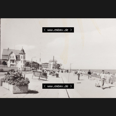 Alte Foto-Ansichten DDR Bezirk Rostock, Kreis Bad Doberan, Ostseebad Kühlungsborn Strandpromenade. Altes Foto der DDR Bezirk Rostock, Kreis Bad Doberan, Ostseebad Kühlungsborn... Sammlung