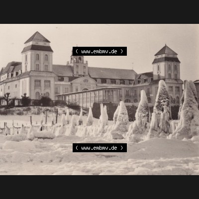 Alte Foto-Ansicht DDR Bezirk Rostock, Kreis Rügen Ostseebad Binz, Binzer Fotomappe 1976, Ostseebad Binz im Winter. Altes Foto der DDR Bezirk Rostock, Kreis Rügen,... Sammlung