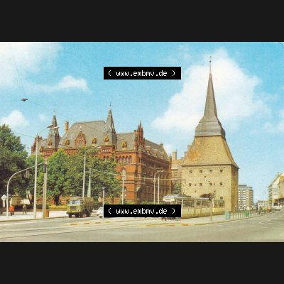Alte Ansichtskarte mit Ansicht der DDR Bezirk Rostock, Stadtkreis & Hansestadt Rostock 1982, Rostocker Steintor. Digitales Bildmaterial von Farbigen bzw. Color Ansichtskarten... Sammlung