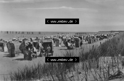 DDR Zinnowitz auf Usedom 1965, 3. Strand mit Strandkörben und Urlaubern, Heldge-Verlag KG - Köthen-Anh. Sammlung