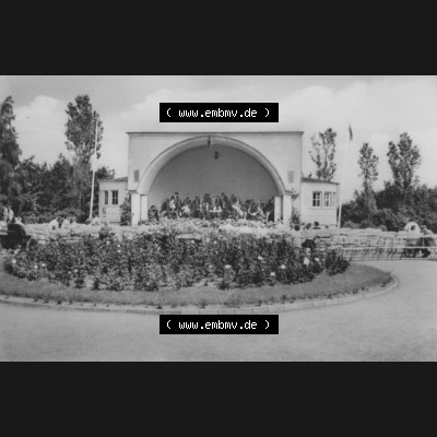 Foto mit Ansicht der DDR Bezirk Rostock, Kreis Wolgast, DDR Zinnowitz auf Usedom 1965, 6. Zinnowitz auf Usedom, Heldge-Verlag KG - Köthen-Anh.. Altes Foto... Sammlung