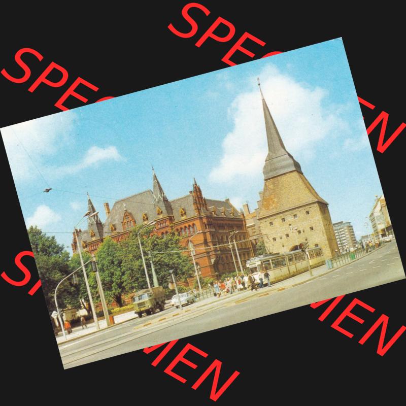 Alte Ansichtskarte mit Ansicht der DDR Bezirk Rostock, Stadtkreis & Hansestadt Rostock 1982, Rostocker Steintor. Digitales Bildmaterial von Farbigen bzw. Color Ansichtskarten... Sammlung