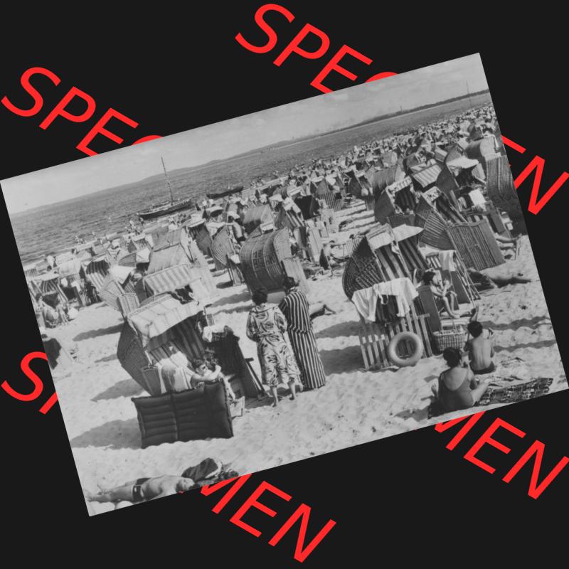 Alte Ansichtskarte der DDR Ahlbeck auf Usedom 1966, Strandkörbe mit Urlaubern am Strand am Meer von Ahlbeck. Digitales Bildmaterial von Ansichtskarten aus der DDR, der Deutschen... Sammlung