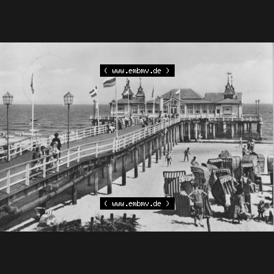 Alte Ansichtskarte der DDR Ahlbeck auf Usedom 1967, Seebrücke Ahlbeck, Gebrüder Garloff KG - Magdeburg. Digitales Bildmaterial von Ansichtskarten aus der DDR, der Deutschen... Sammlung
