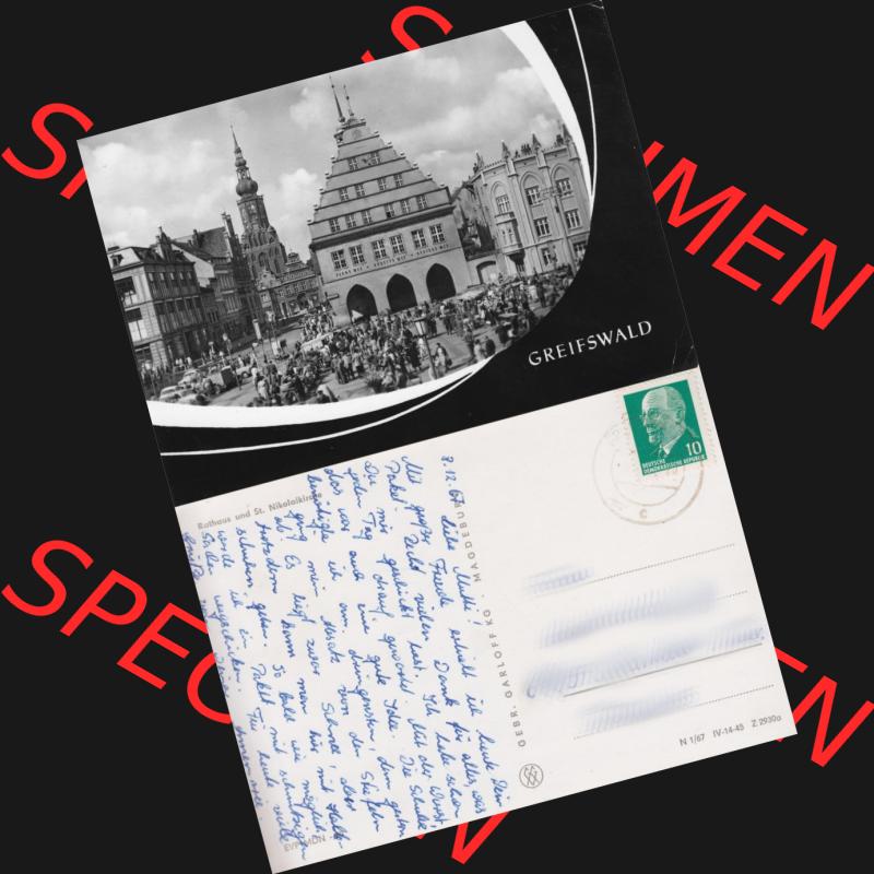 Ansichtskarte mit Ansicht der Stadt Greifswald 1967, Rathaus und St. Nikolaikirche, Verlag Gebr. Garloff KG - Magdeburg. Digitales Bildmaterial von Ansichtskarten aus der... Sammlung
