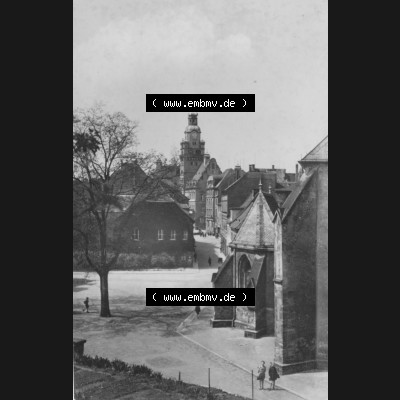 Ansichtskarte Erhard Neubert KG - Karl-Marx-Stadt in der DDR Sammlung 1973, Döbeln in Sachsen, Blick nach dem Rathaus, Hochformat, Einbildkarte. Digitales Bildmaterial... Sammlung