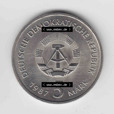 1987, 5 Mark DDR-Gedenkmünze Nikolai Viertel Berlin, Münzen-Rückseite mit DDR-Wappen und Wert in DDR-Mark im Zahlungsverkehr zur DDR-Zeiten auf einen Digitalen Bild, der... Sammlung